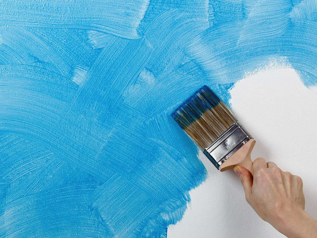 Можно ли покрасить бумажные обои